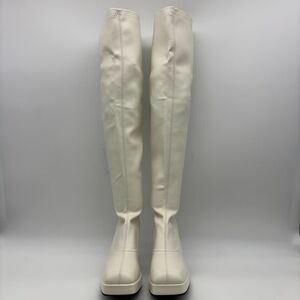 Rebellious Rose High Heel Classic